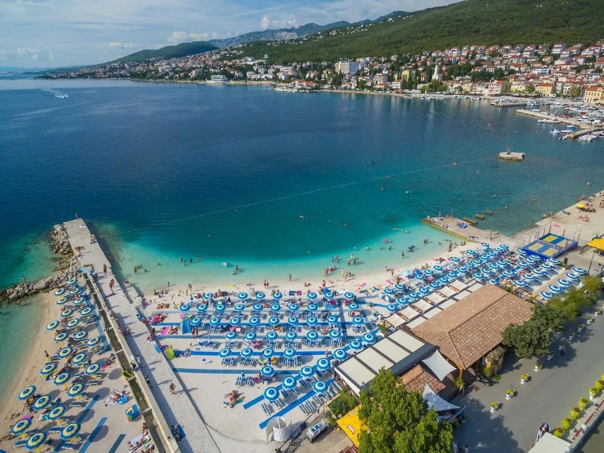 Apartments Katica Selce