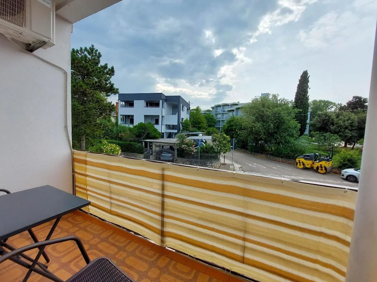 Apartments Katica Selce