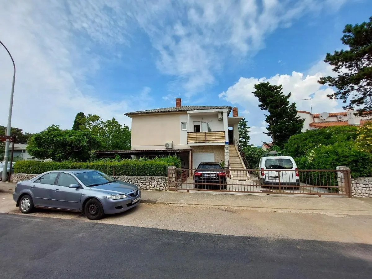 Apartments Katica Selce
